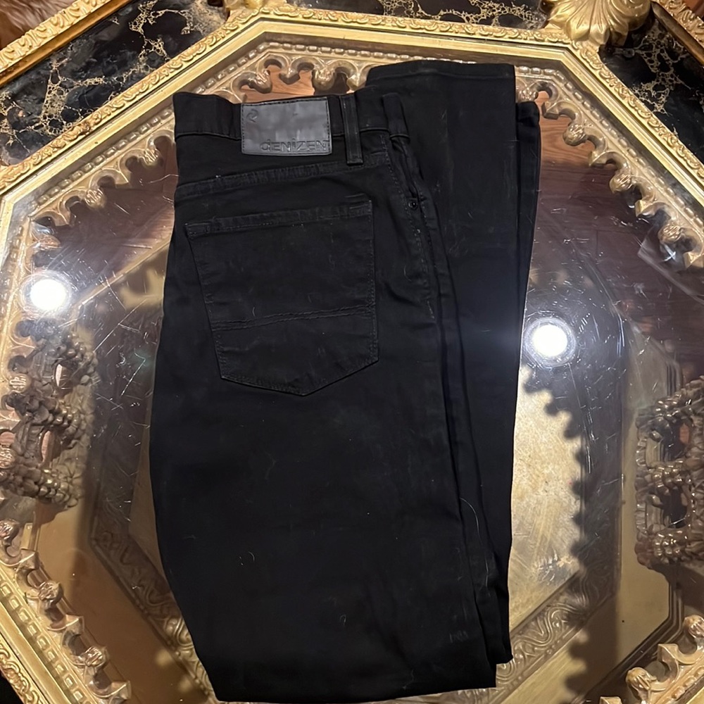 Denizen Super Skinny size 34/30!Black Jeans!